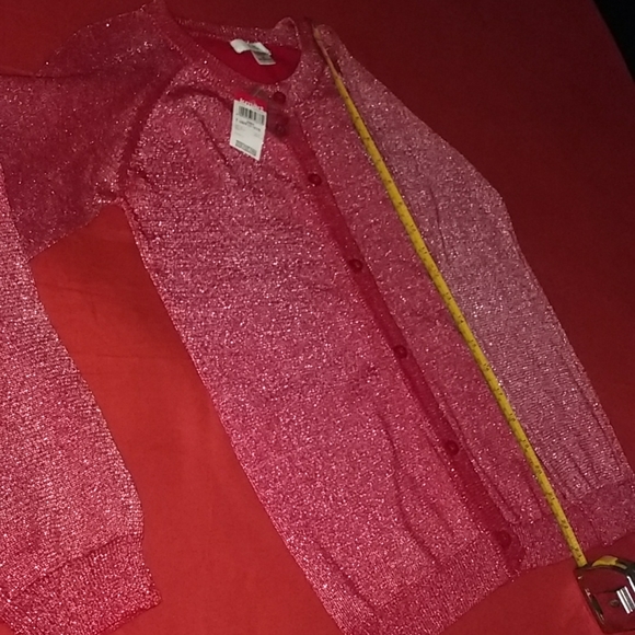 NWT Special Editions sweater w red shinny looks - Picture 13 of 13